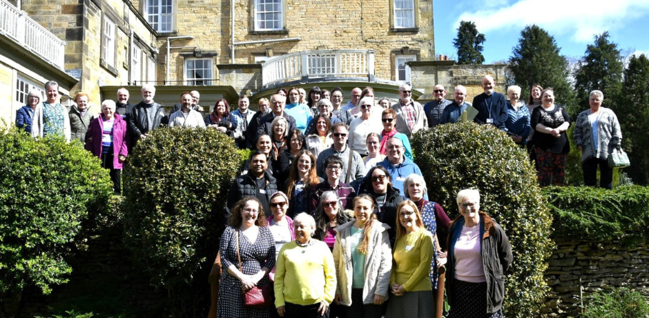 mustard seed community - large group of people gathered outside wydale hall.