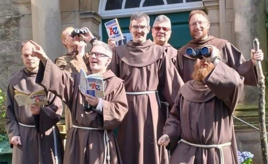 Francis 800 Pilgrimage 1
